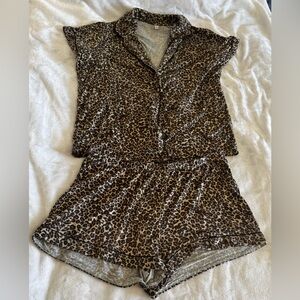 Nordstrom Leopard Print Pajama Set Women’s Large Tencel Modal Sleepwear Lounge